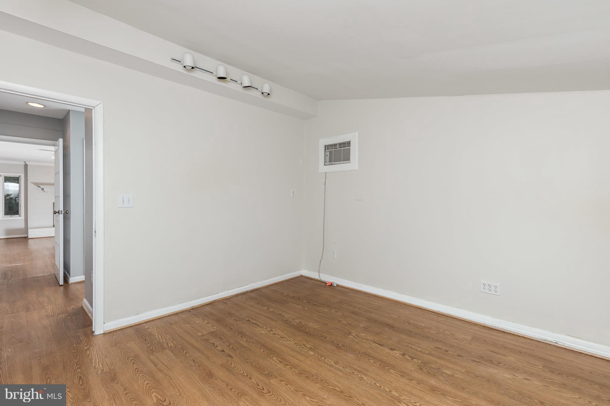 VALLEY WOOD - Residential