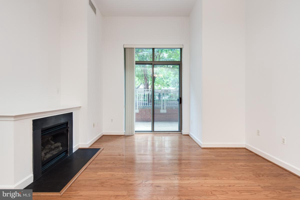 BALLSTON - Residential Lease