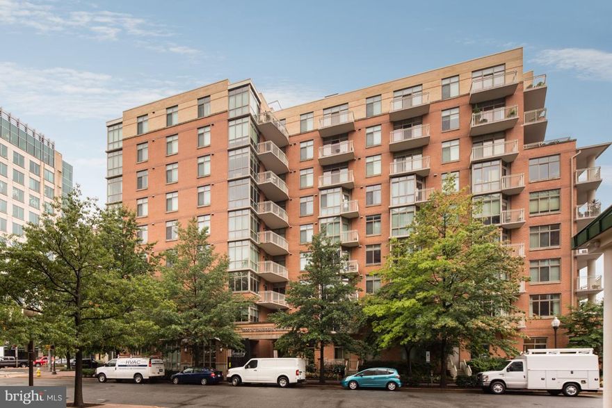 Spacious 2-bedroom/2-bath with 12' ceilings, gas fireplace, garage parking, open kitchen with granite counters, all in the center of Ballston is now for rent.  Building provides desk service, fitness room, extra storage, and a fantastic location.  Short walk to METRO.