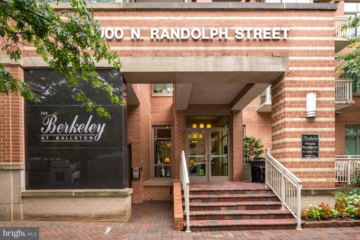 BALLSTON - Residential Lease