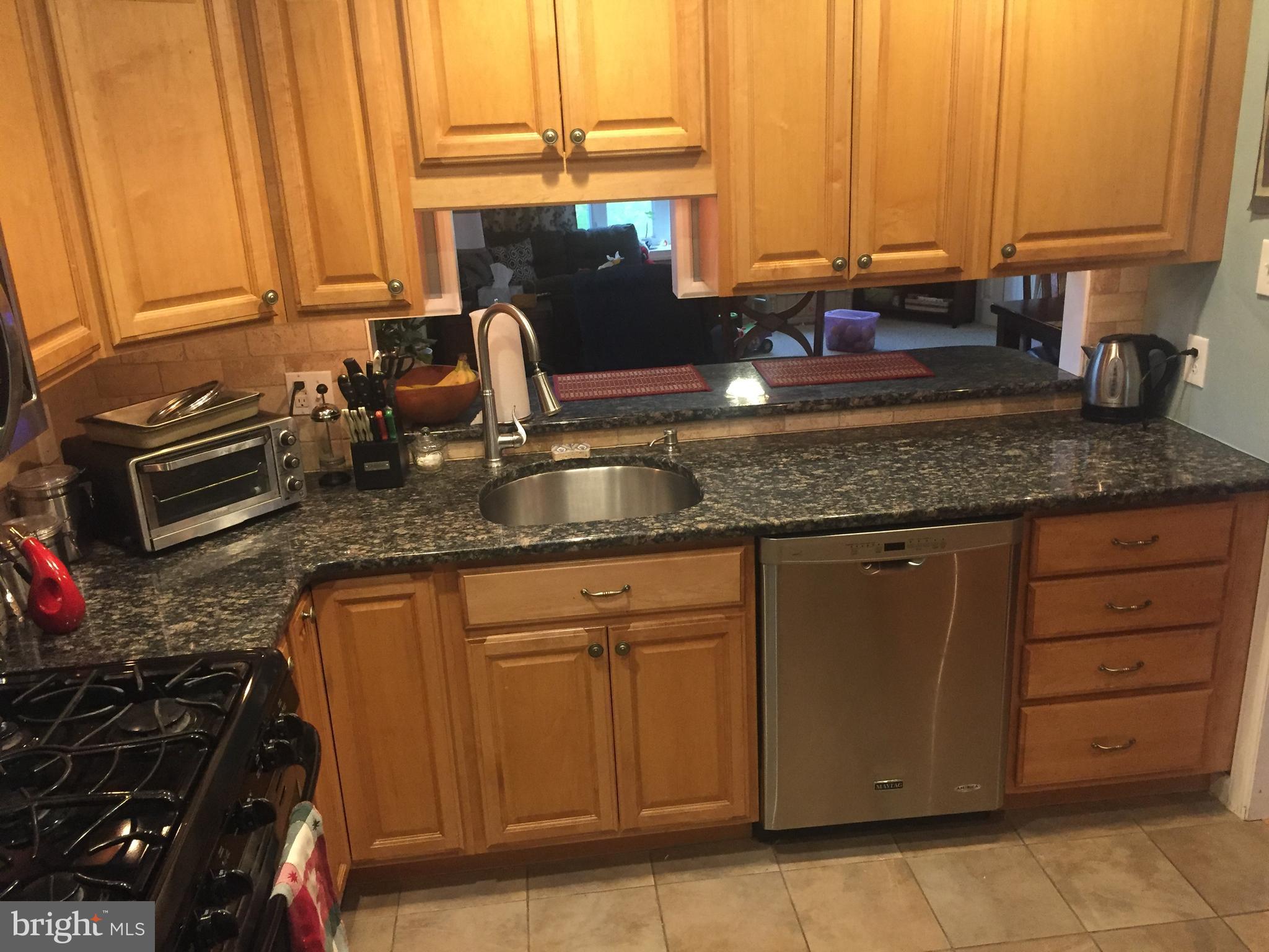 WILLOW RUN - Residential