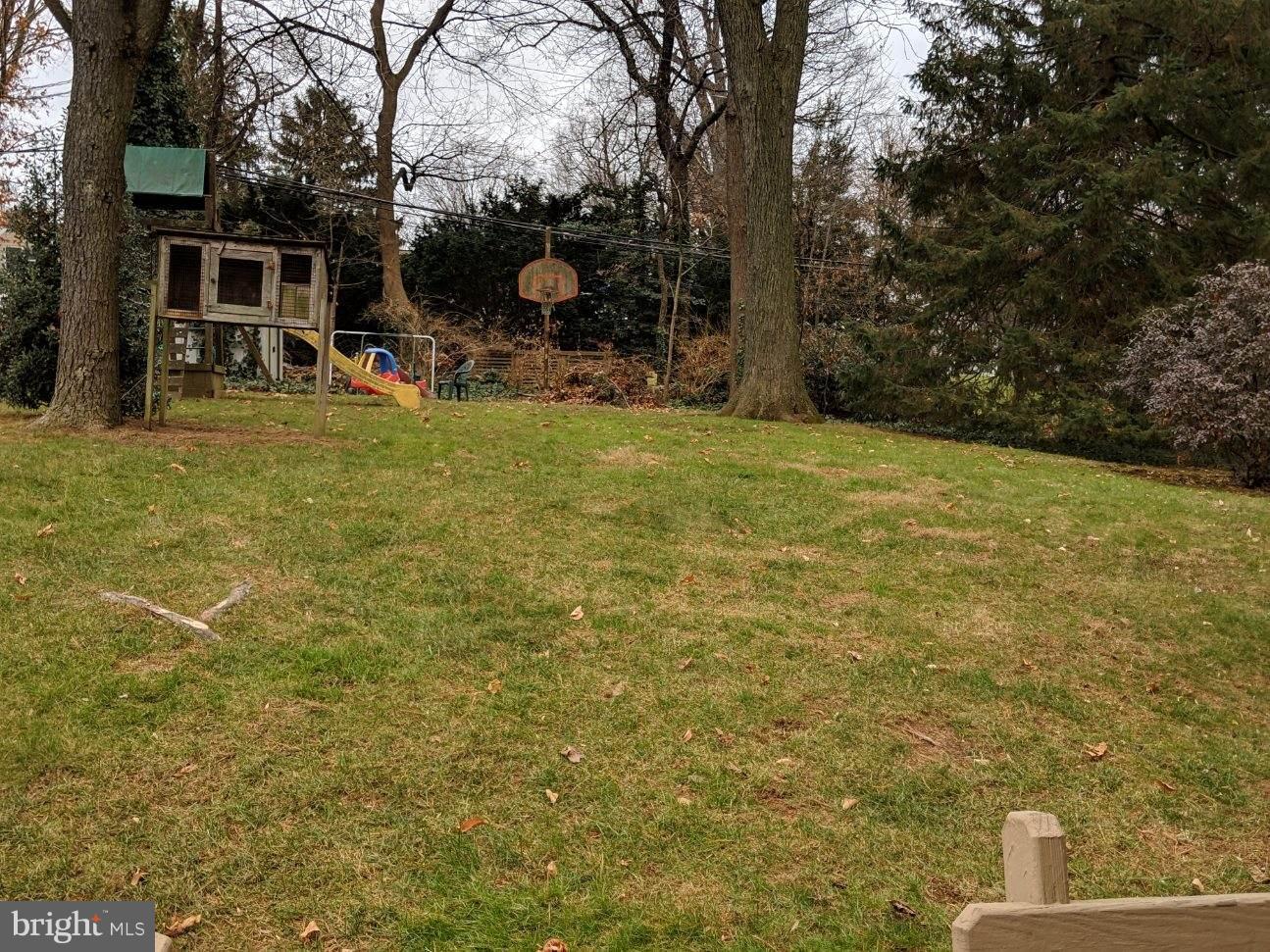 WILLOW RUN - Residential