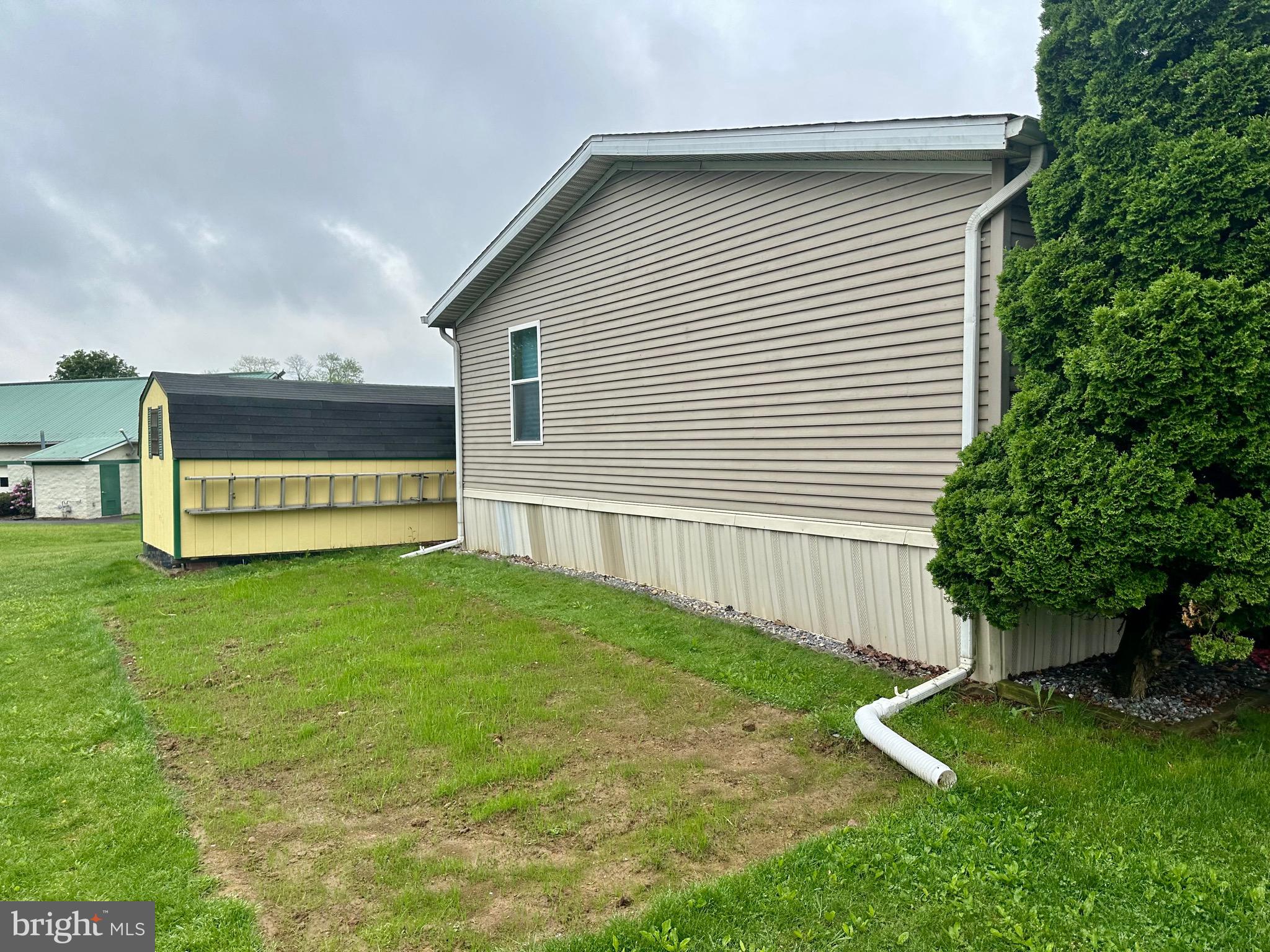 73 RUSTIC DRIVE