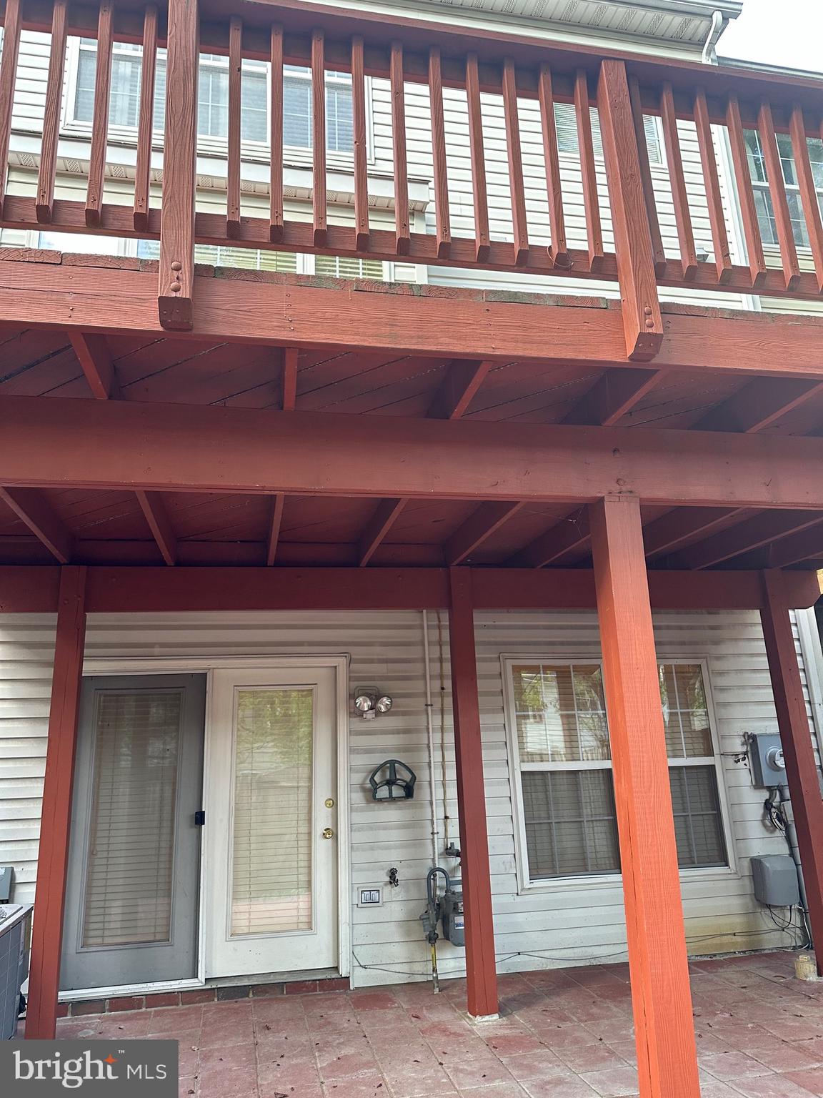 POTTERS GLEN - Residential Lease