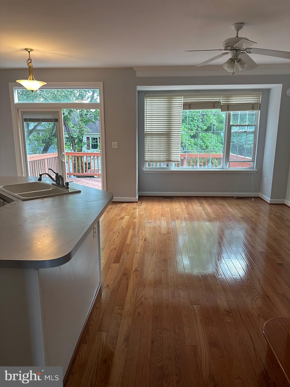 POTTERS GLEN - Residential Lease