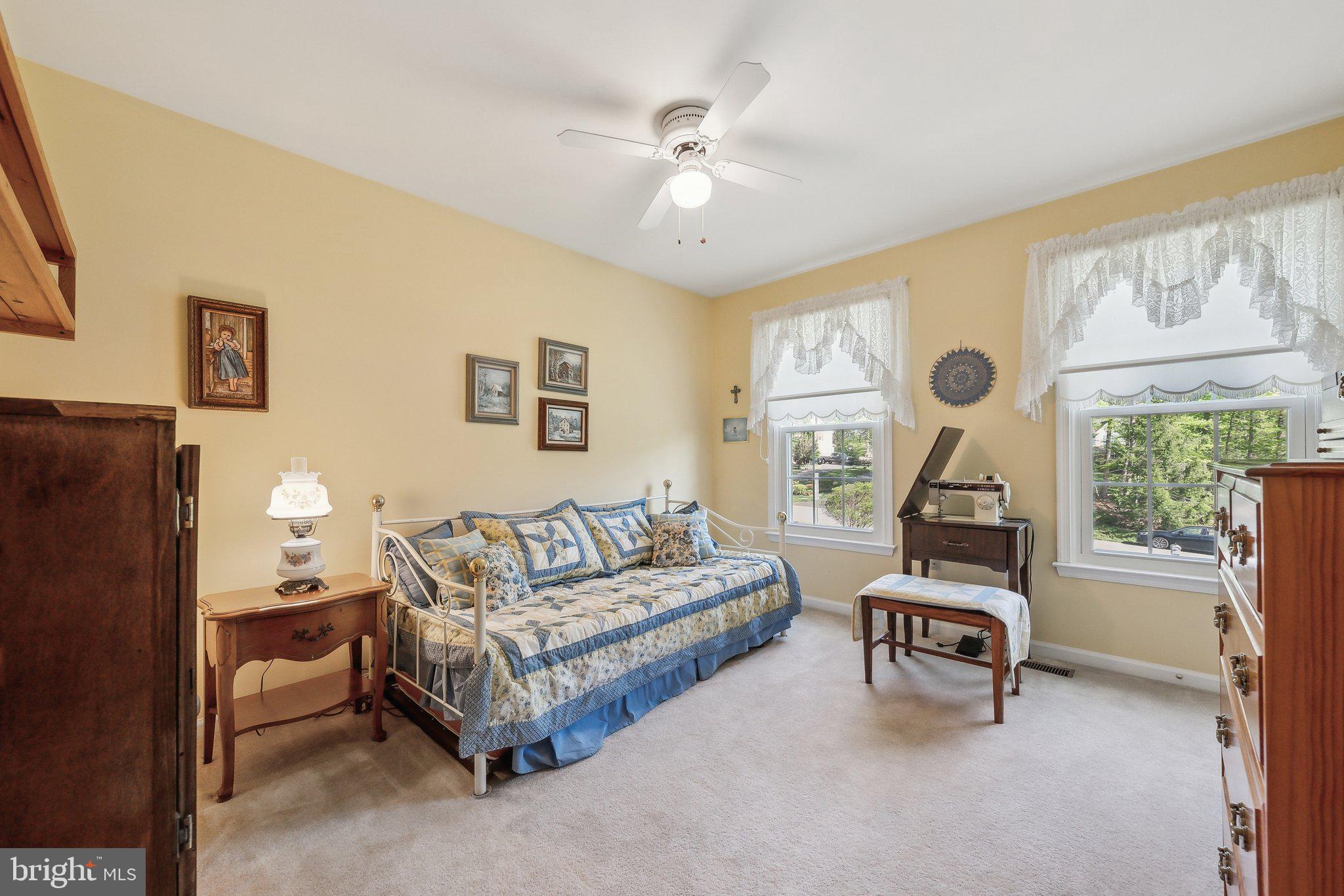 BARRINGTON OAKS - Residential