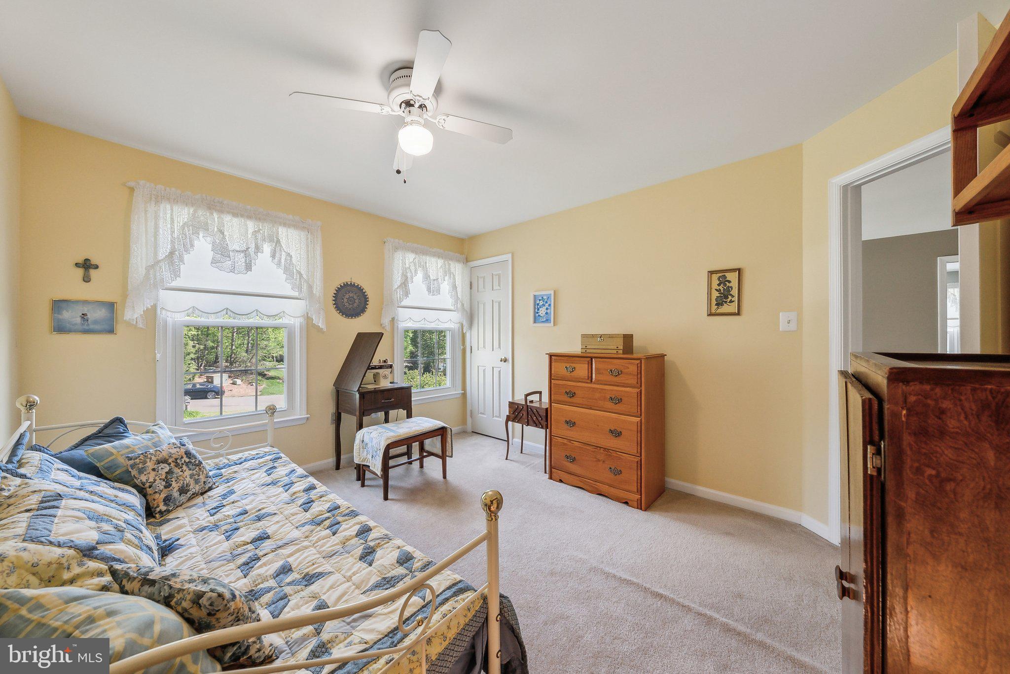 BARRINGTON OAKS - Residential