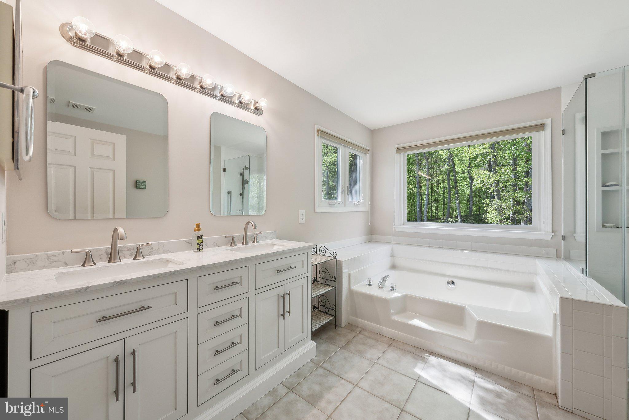 BARRINGTON OAKS - Residential