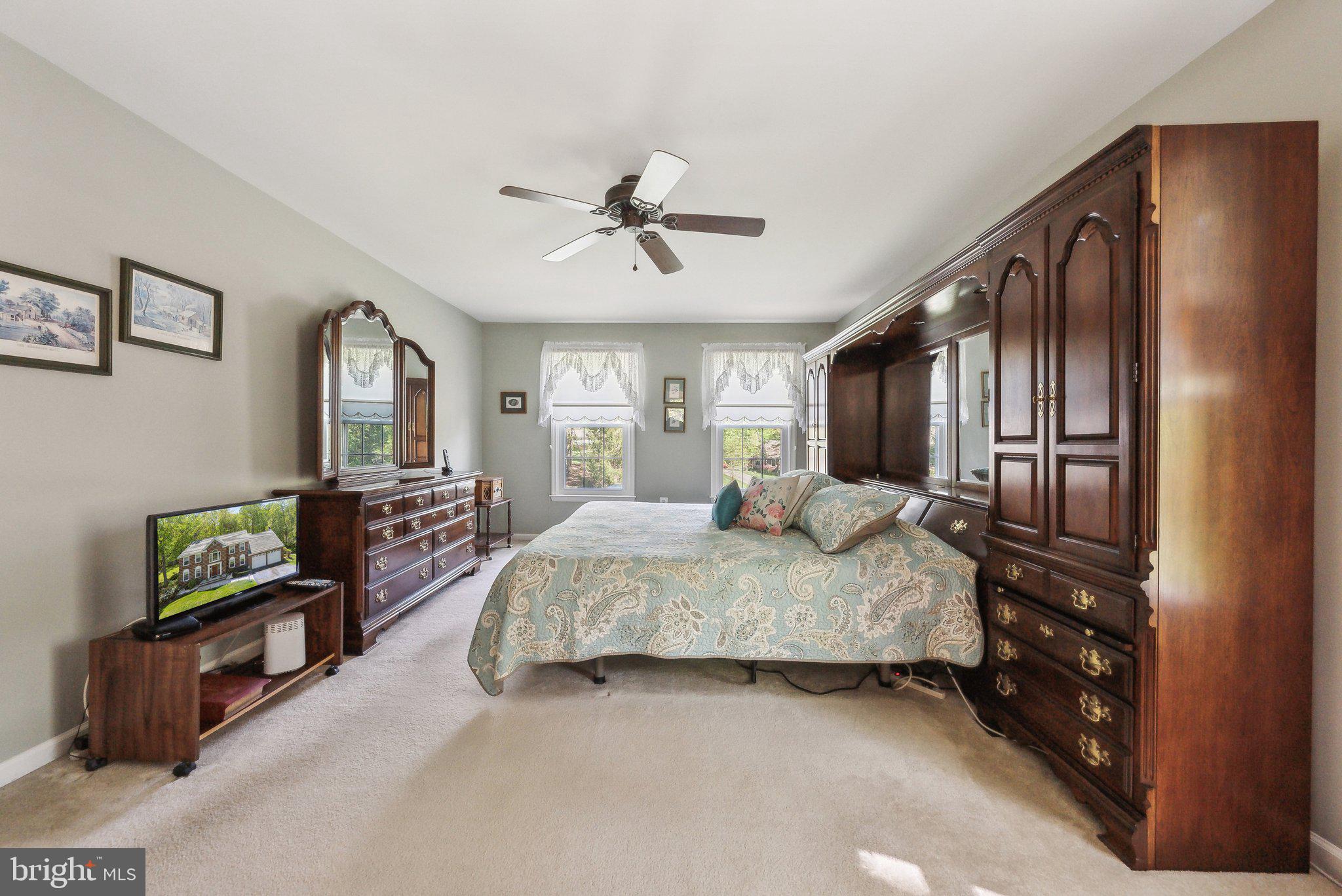 BARRINGTON OAKS - Residential