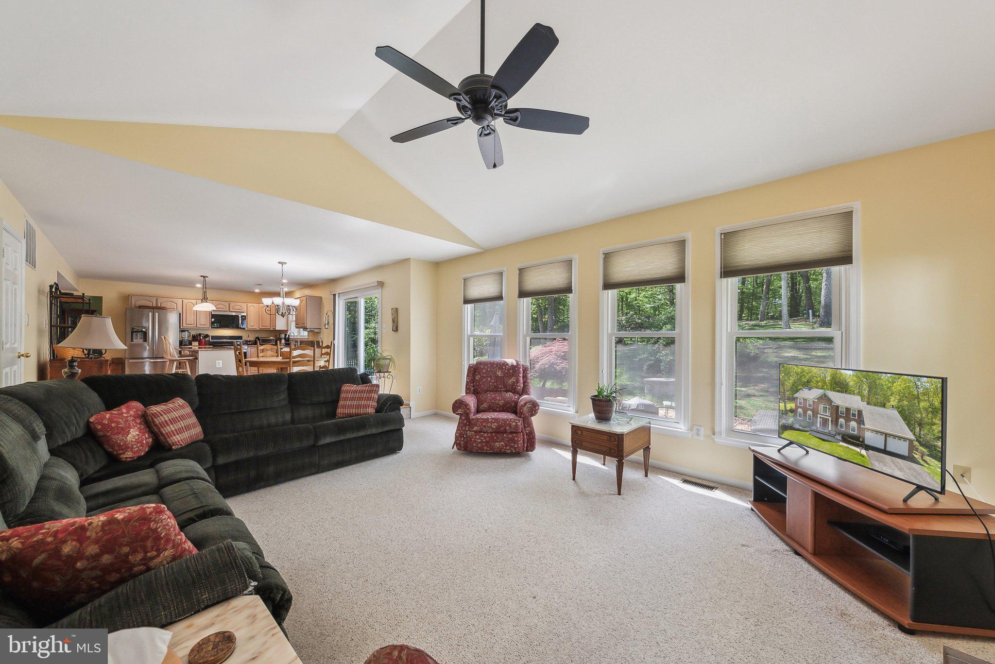 BARRINGTON OAKS - Residential