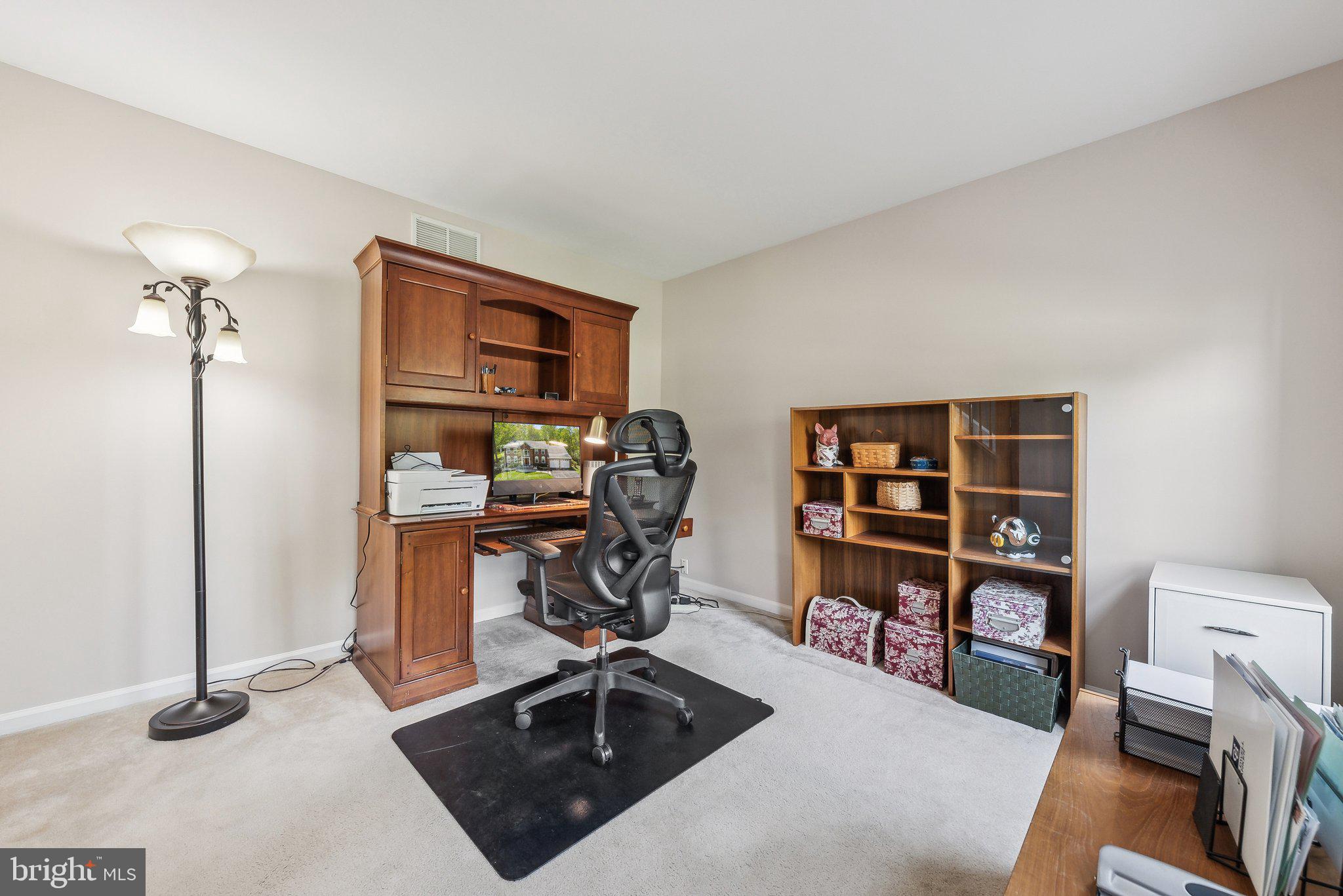 BARRINGTON OAKS - Residential