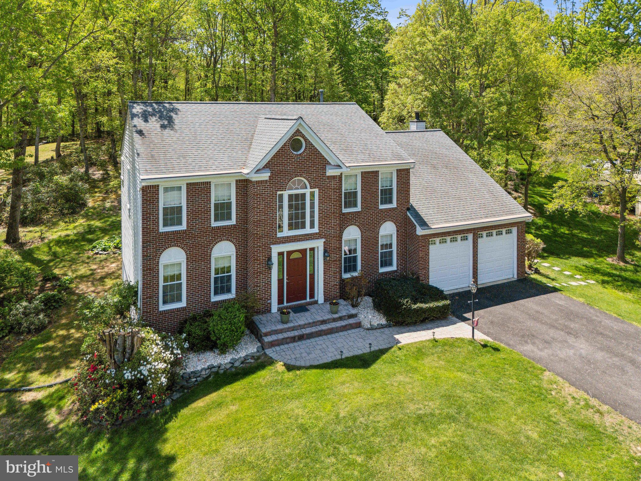 BARRINGTON OAKS - Residential