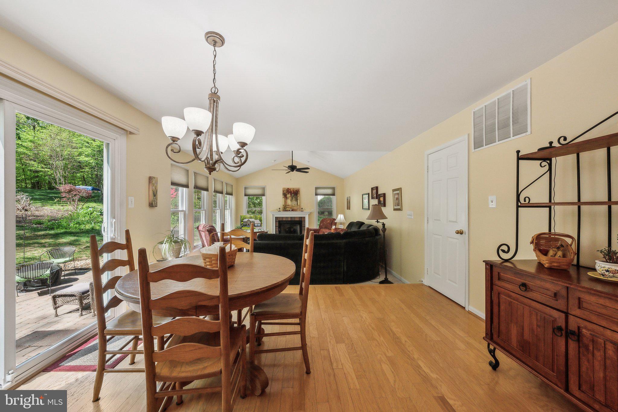 BARRINGTON OAKS - Residential