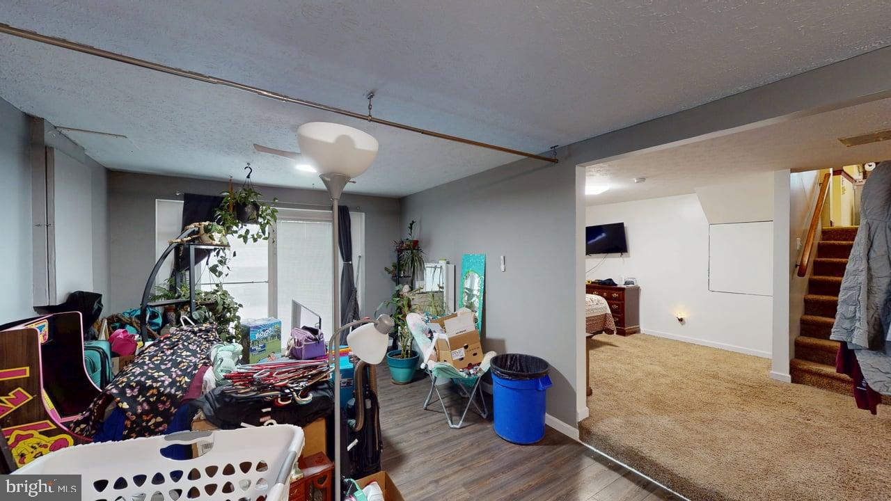 NEW SUNRISE SUMMIT - Residential