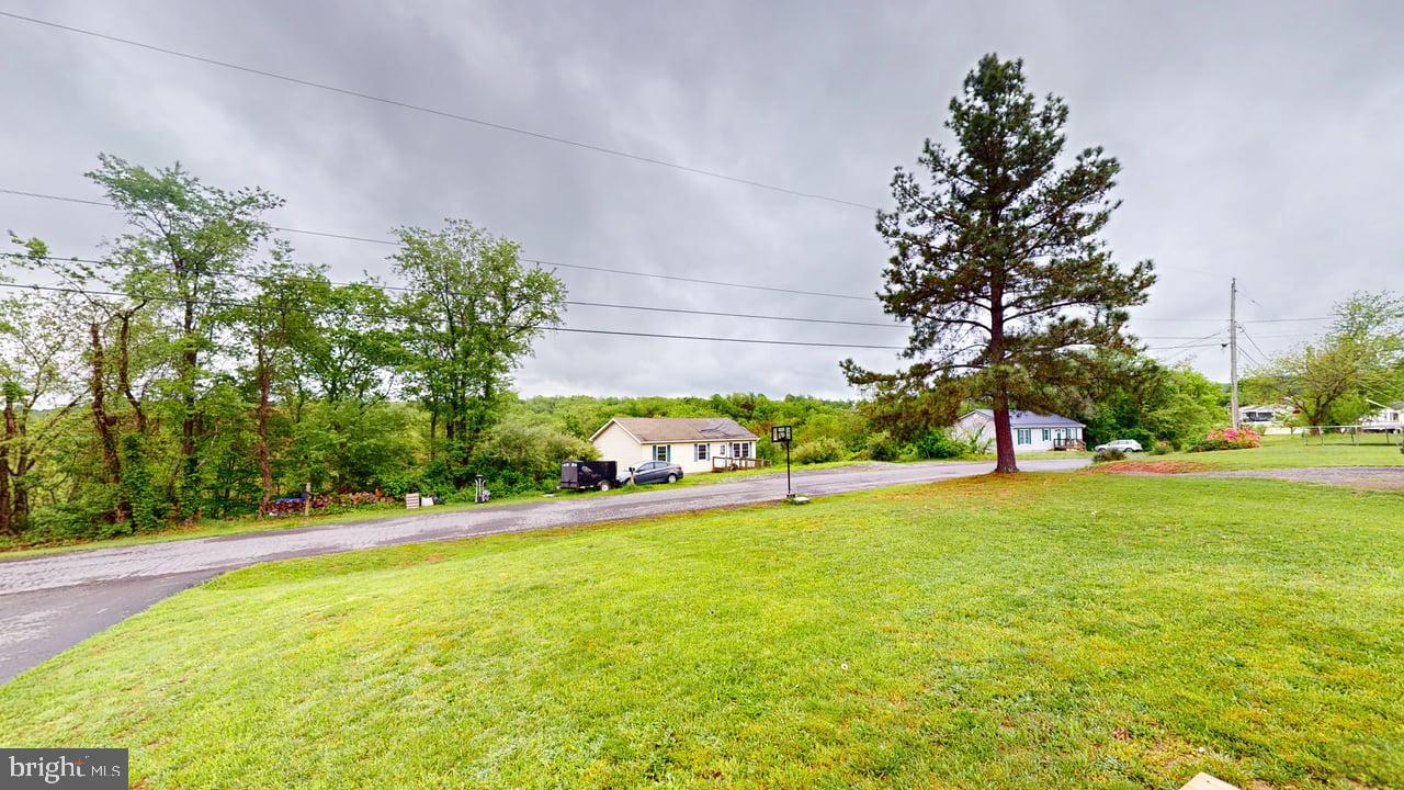 NEW SUNRISE SUMMIT - Residential