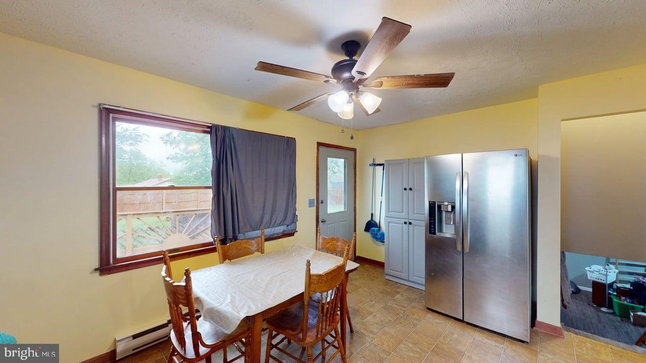 NEW SUNRISE SUMMIT - Residential