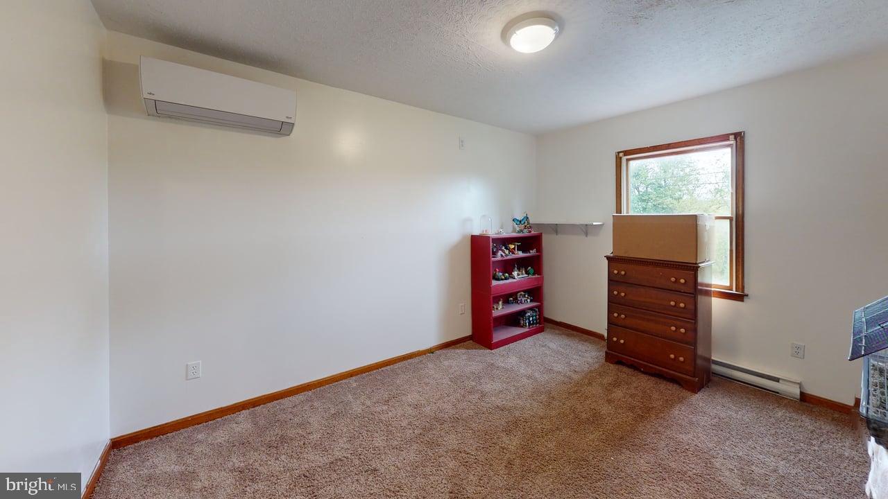 NEW SUNRISE SUMMIT - Residential