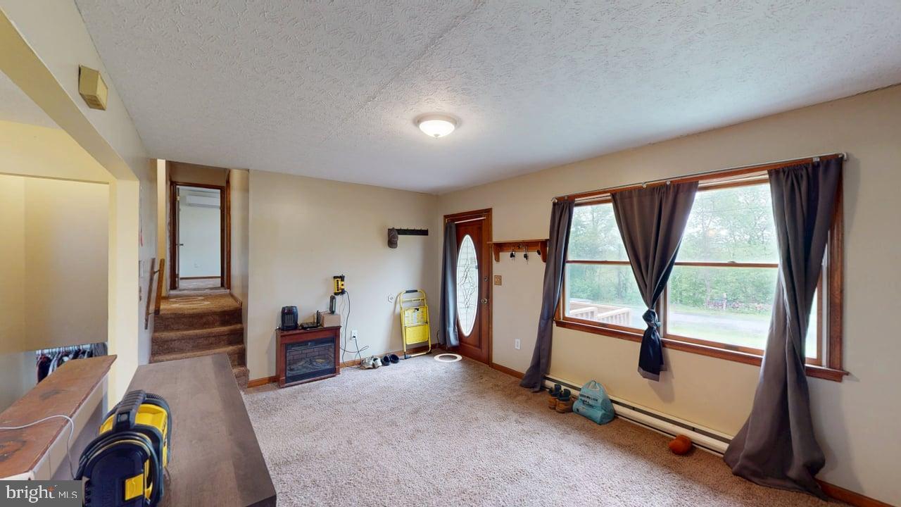 NEW SUNRISE SUMMIT - Residential