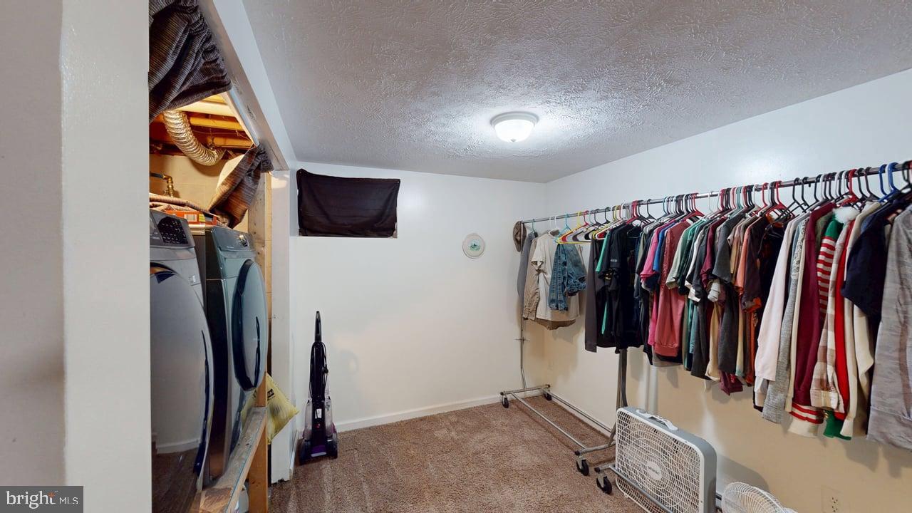 NEW SUNRISE SUMMIT - Residential