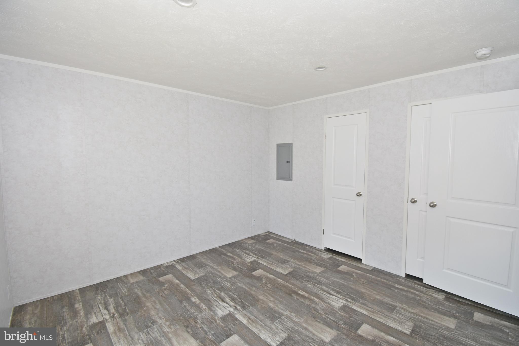 WESTSIDE MHP - Residential