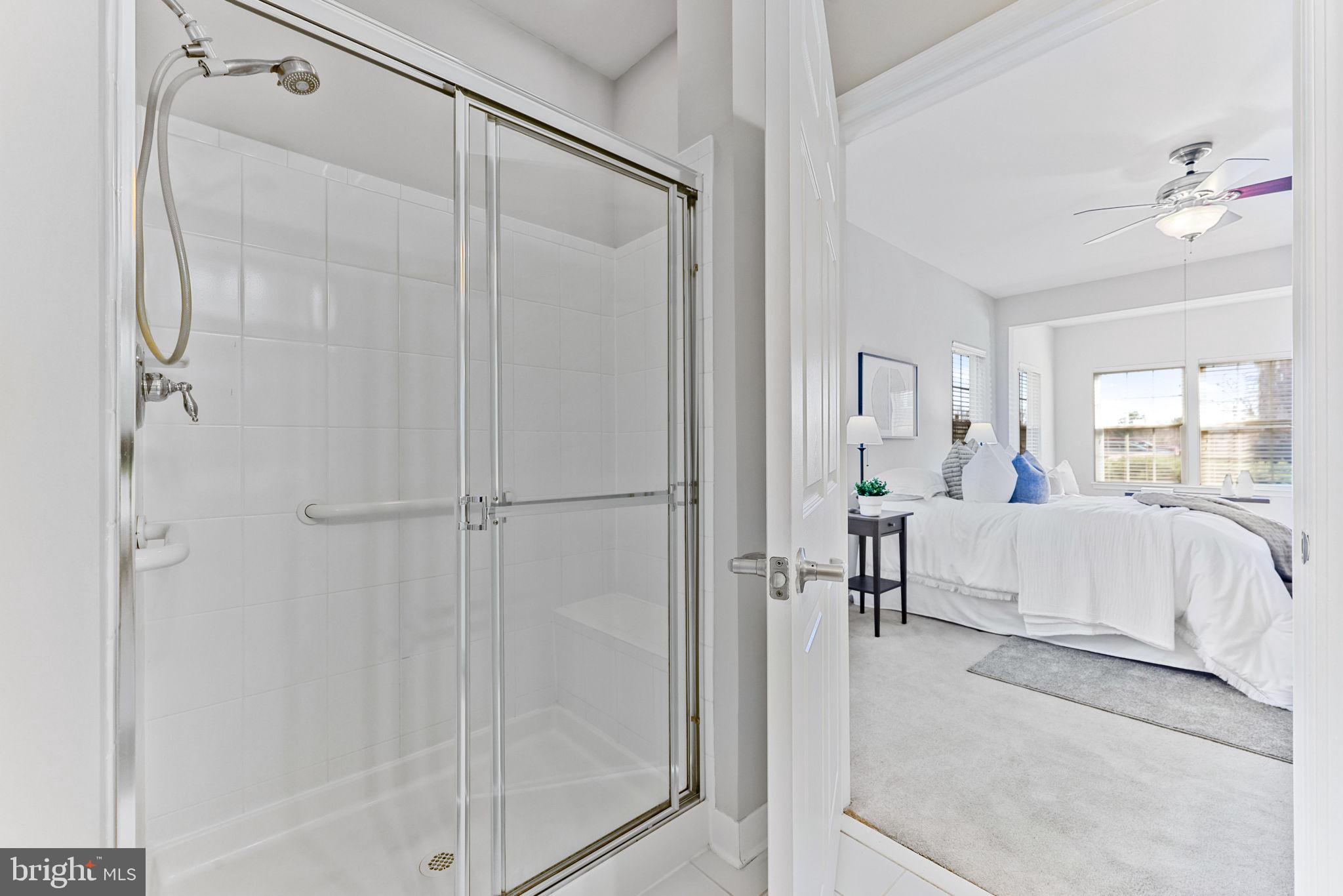 COURTYARDS AT WAVERLY WOODS EAST - Residential