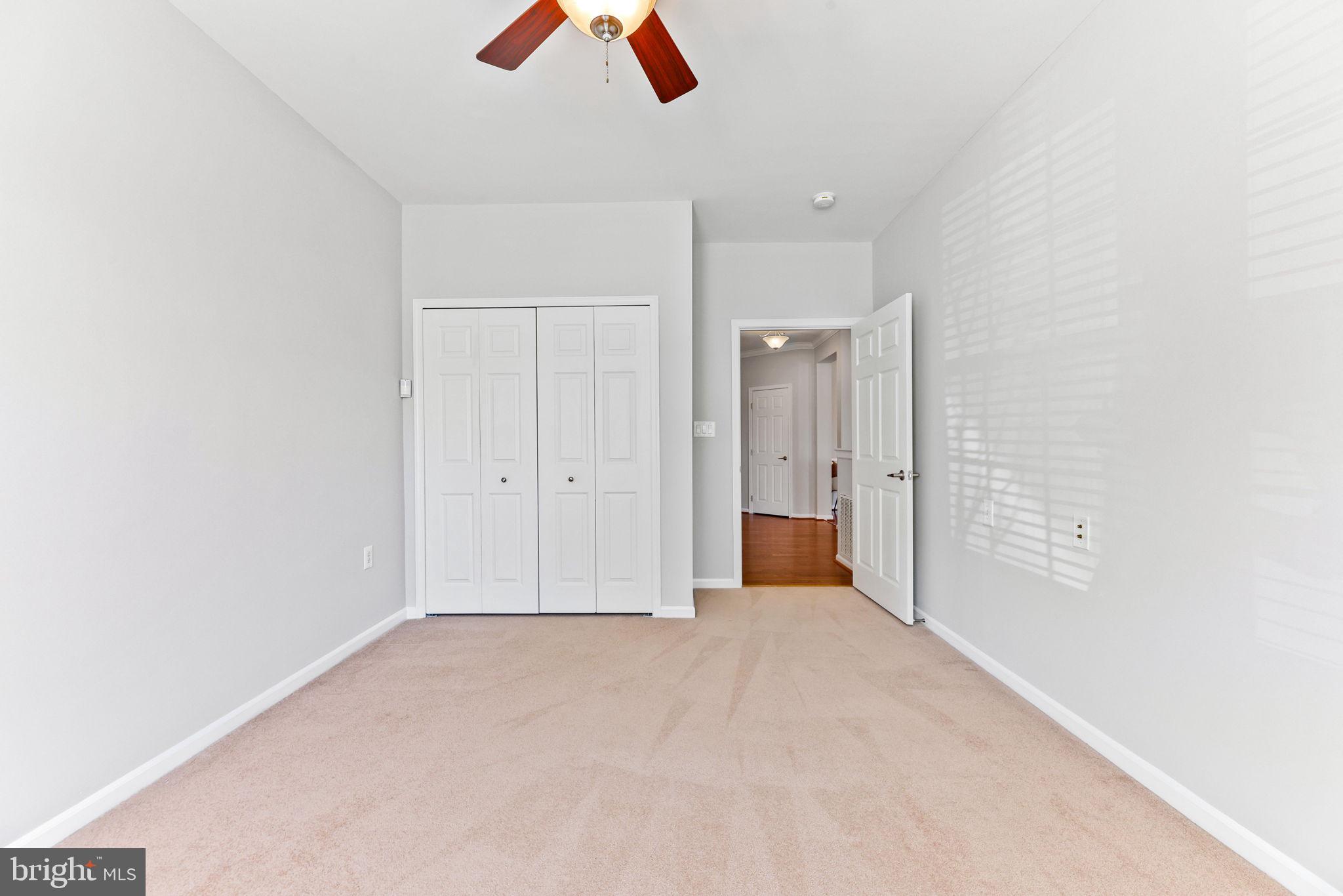 COURTYARDS AT WAVERLY WOODS EAST - Residential