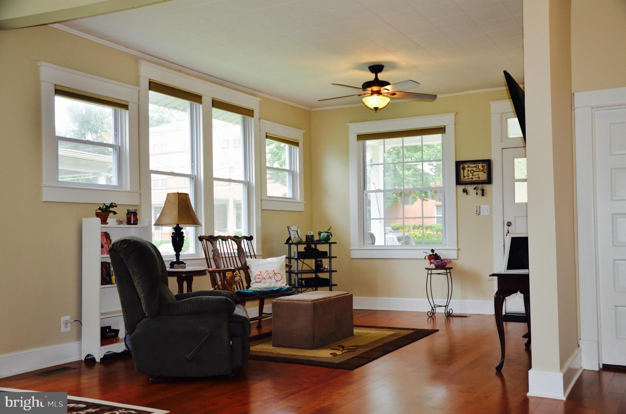 LANDSDOWNE - Residential