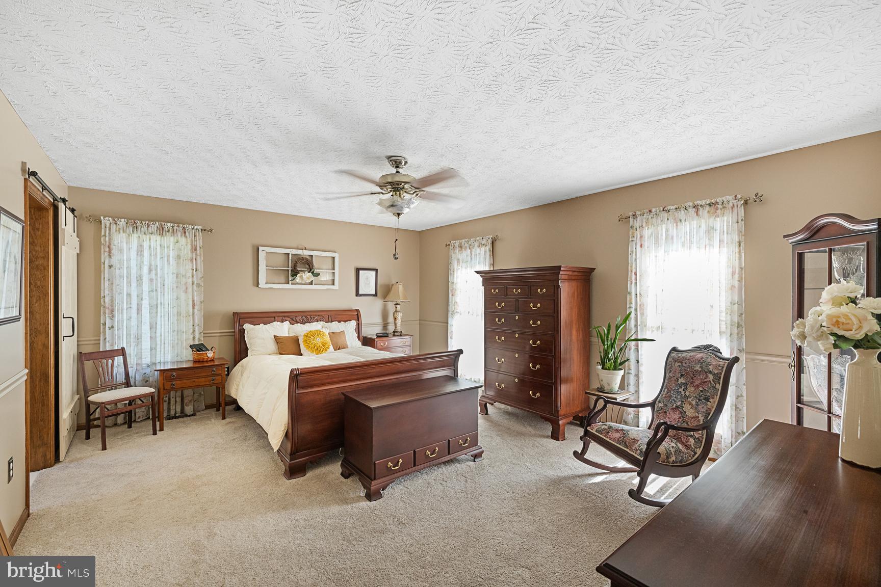 THE FOOTHILLS - Residential