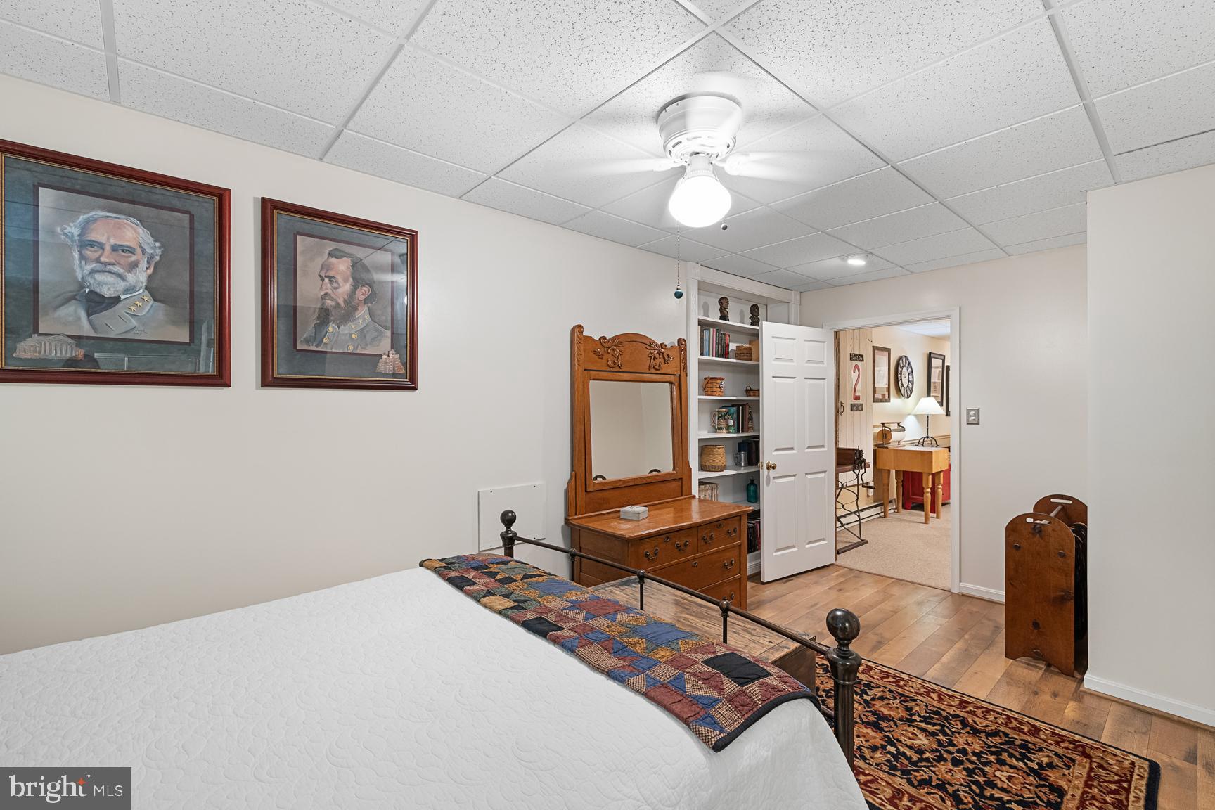 THE FOOTHILLS - Residential