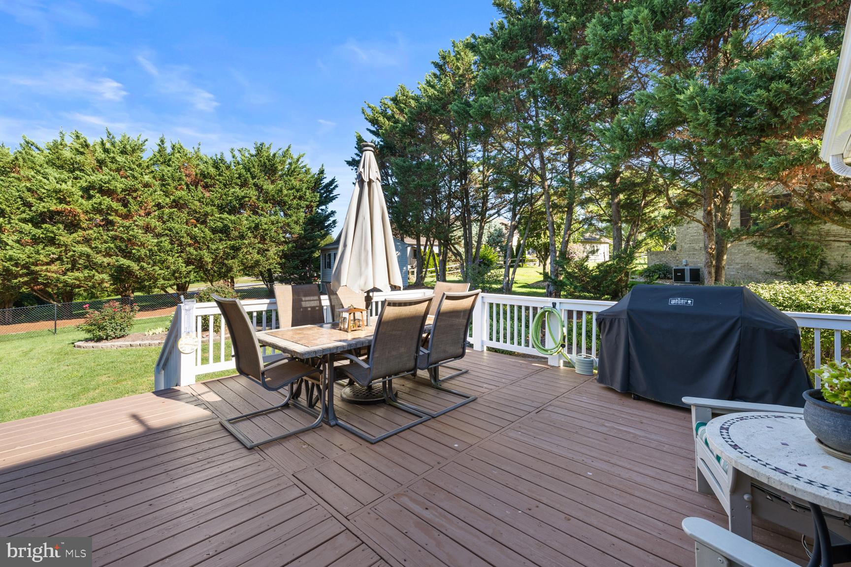 THE FOOTHILLS - Residential