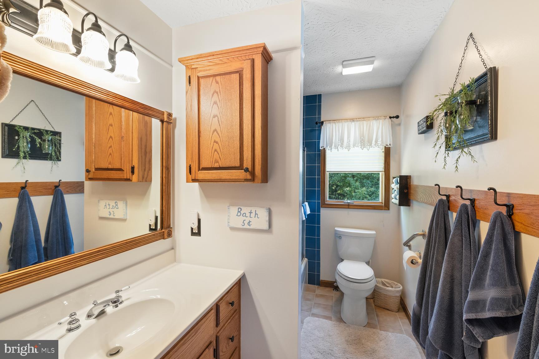 THE FOOTHILLS - Residential