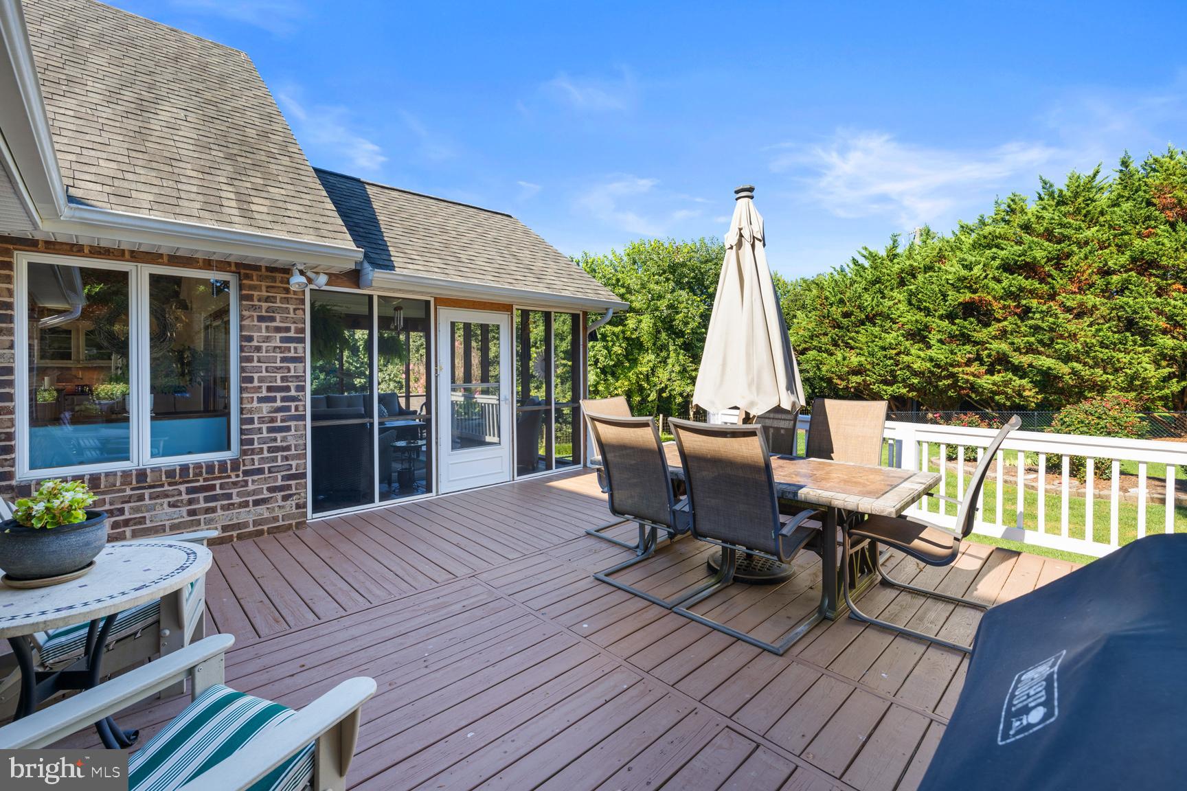 THE FOOTHILLS - Residential