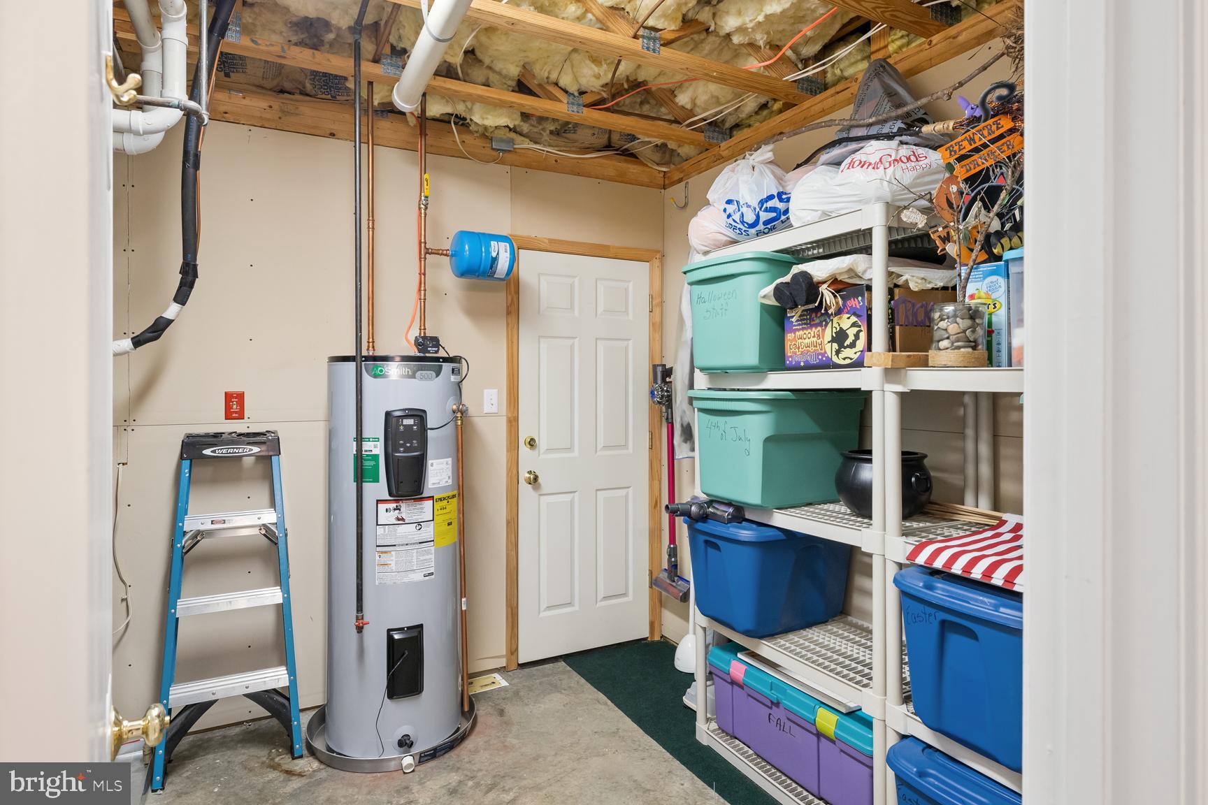 THE FOOTHILLS - Residential