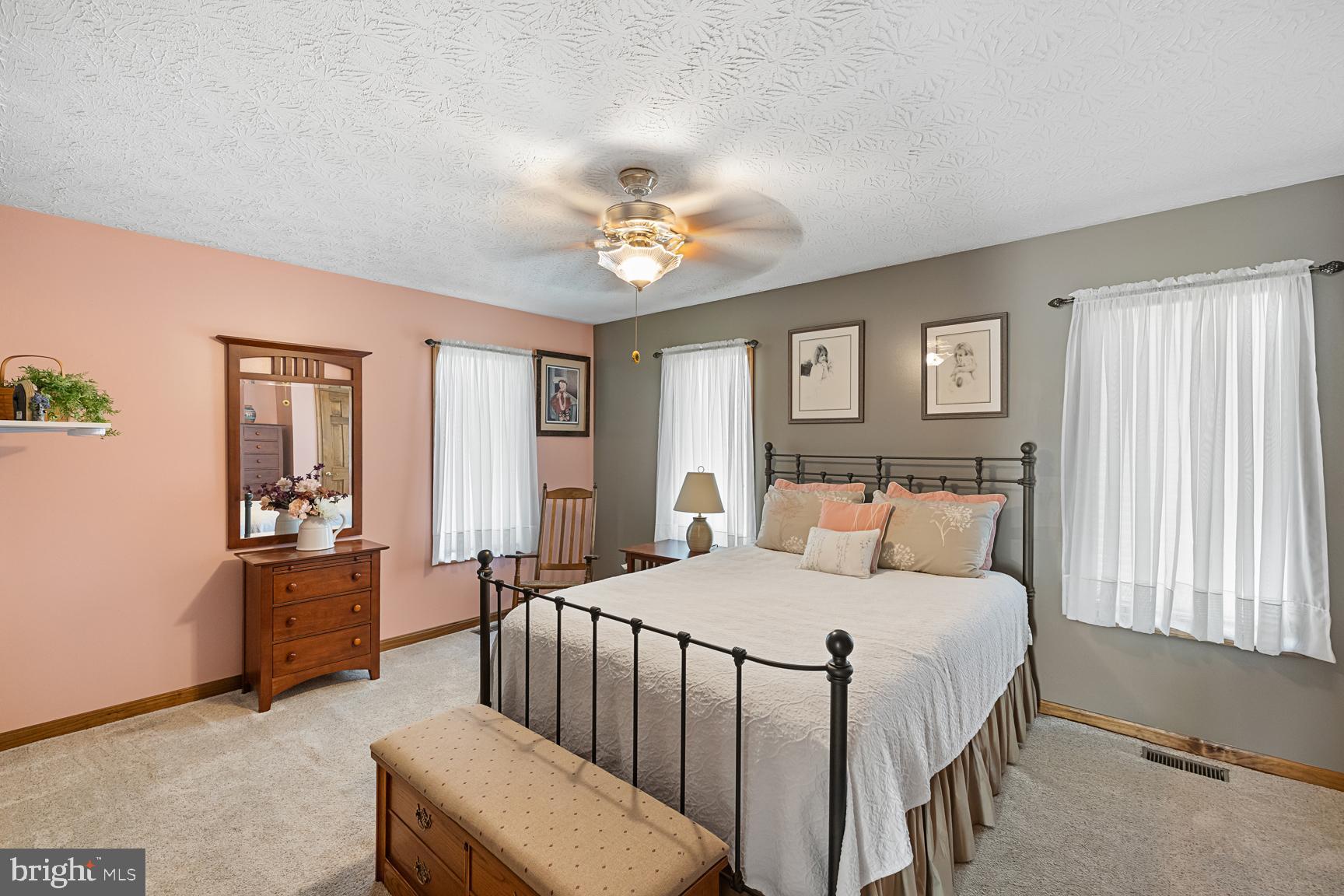 THE FOOTHILLS - Residential