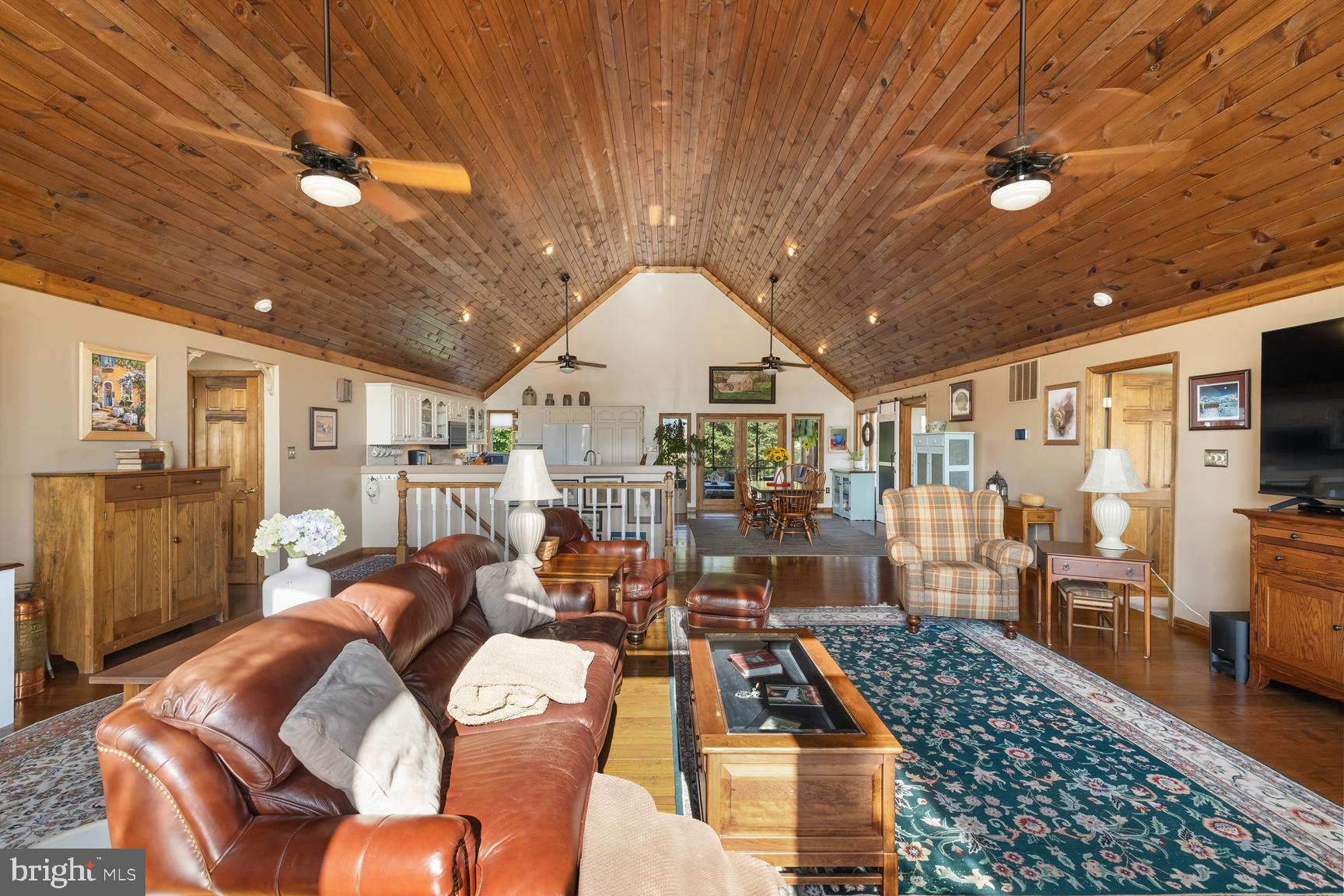 THE FOOTHILLS - Residential