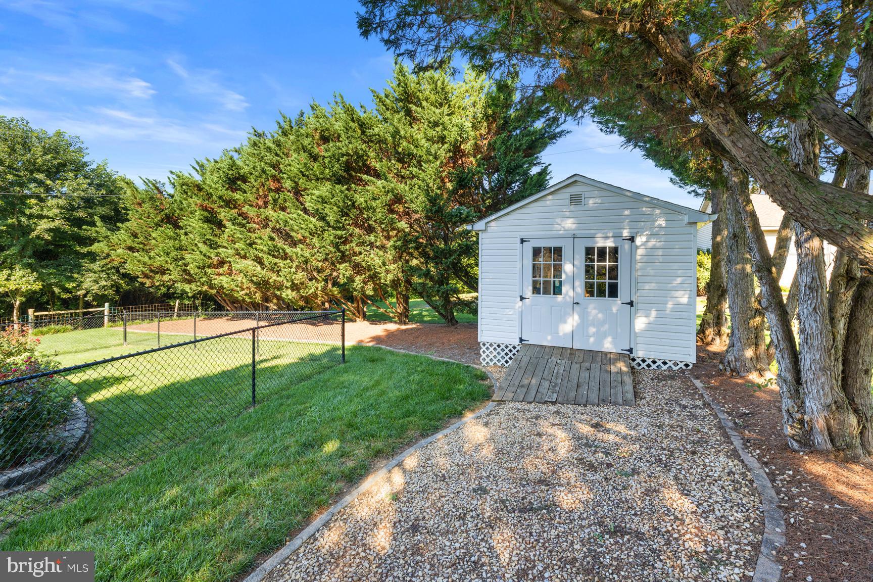 THE FOOTHILLS - Residential