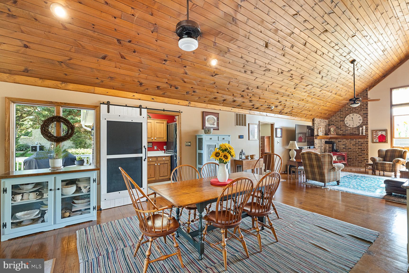 THE FOOTHILLS - Residential