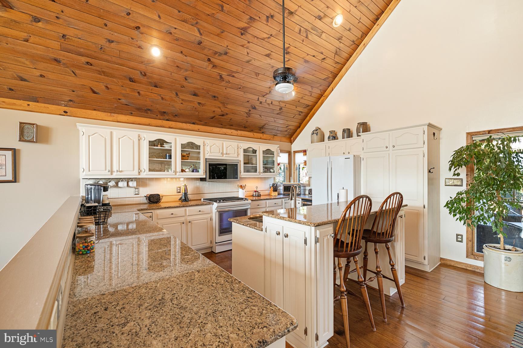 THE FOOTHILLS - Residential