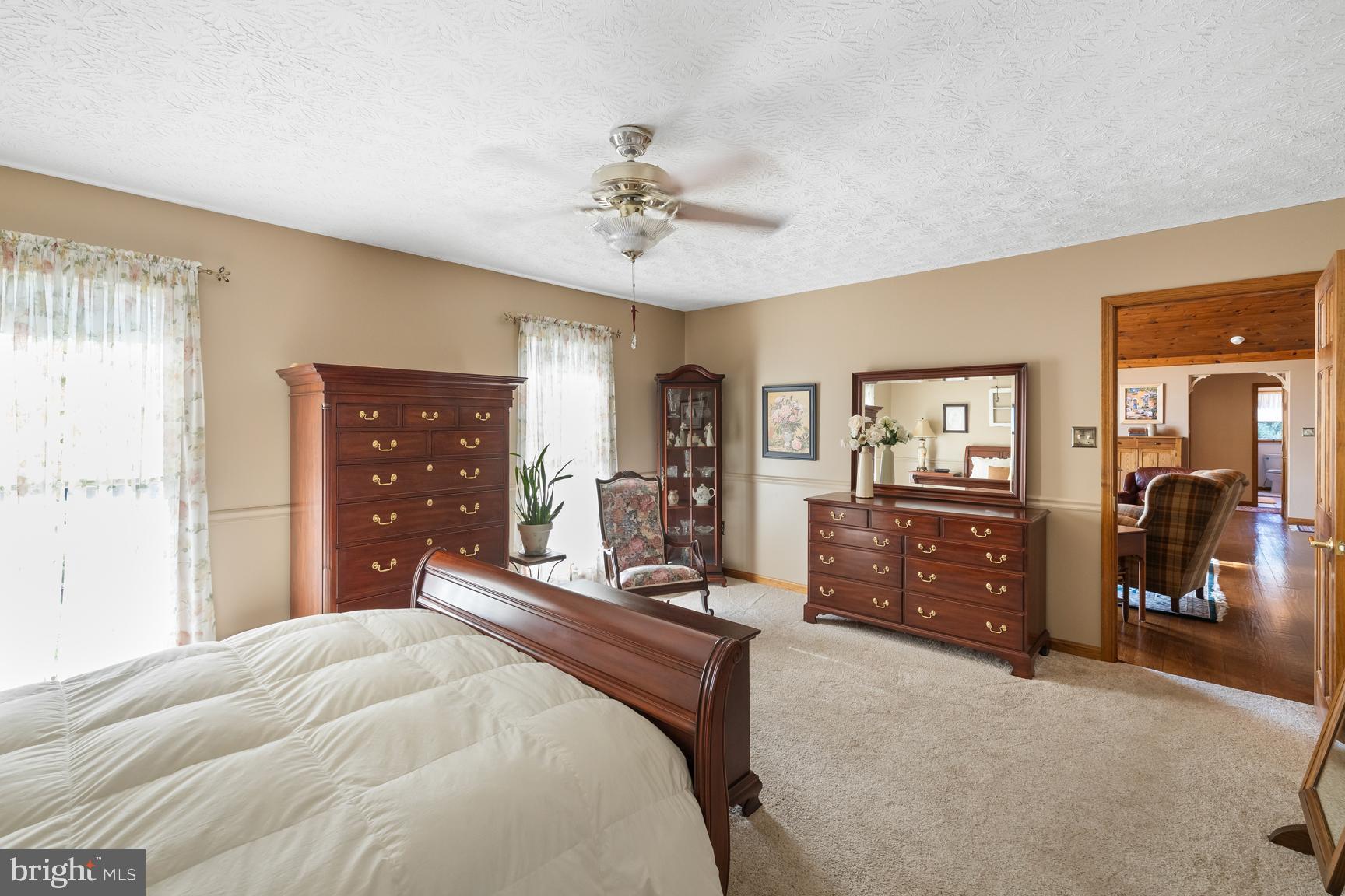 THE FOOTHILLS - Residential