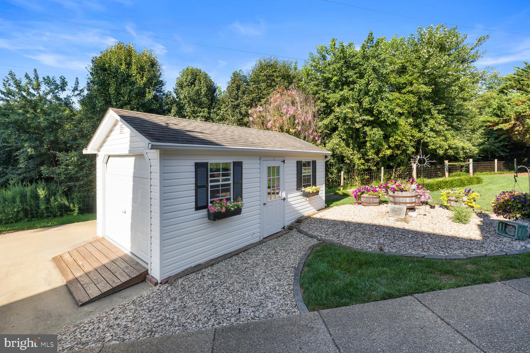 THE FOOTHILLS - Residential