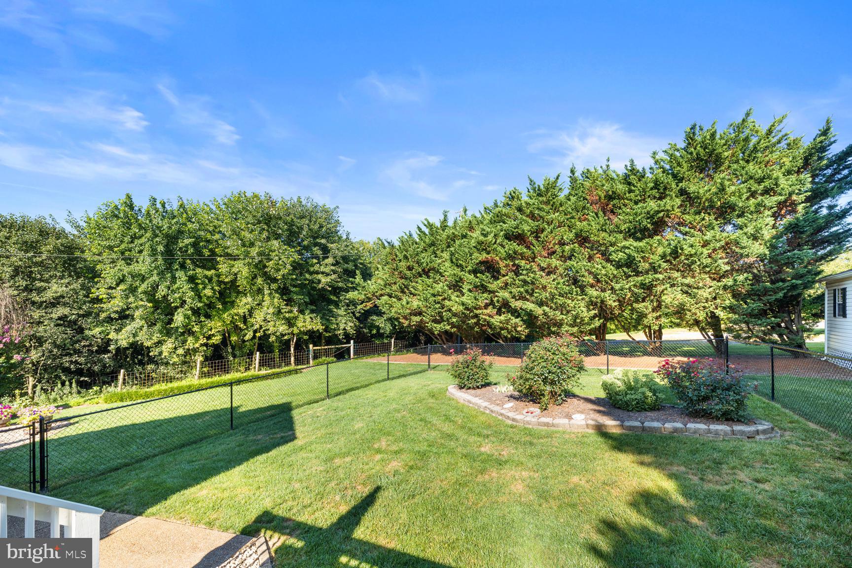 THE FOOTHILLS - Residential