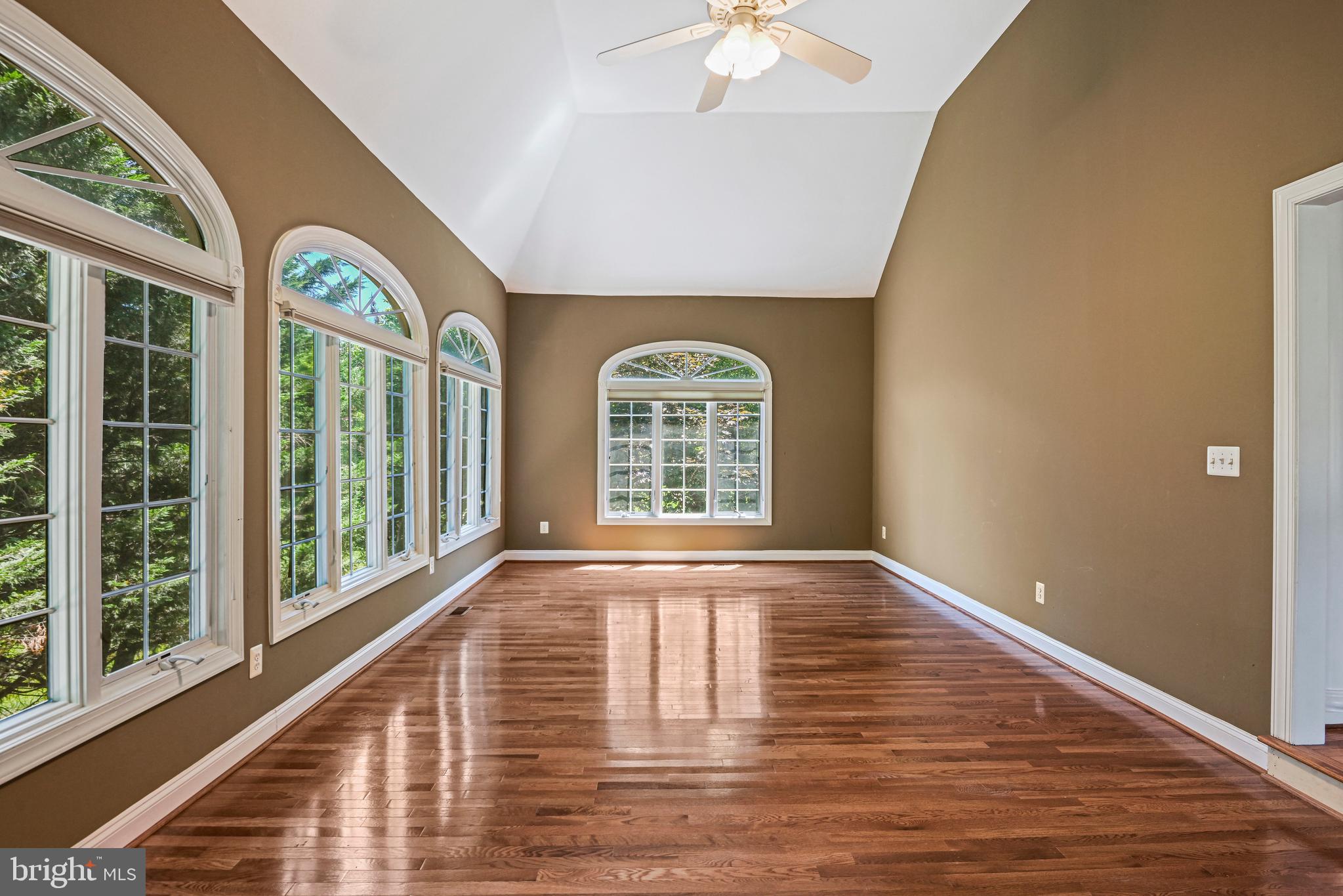 ESTATES AT GREAT FALLS - Residential Lease