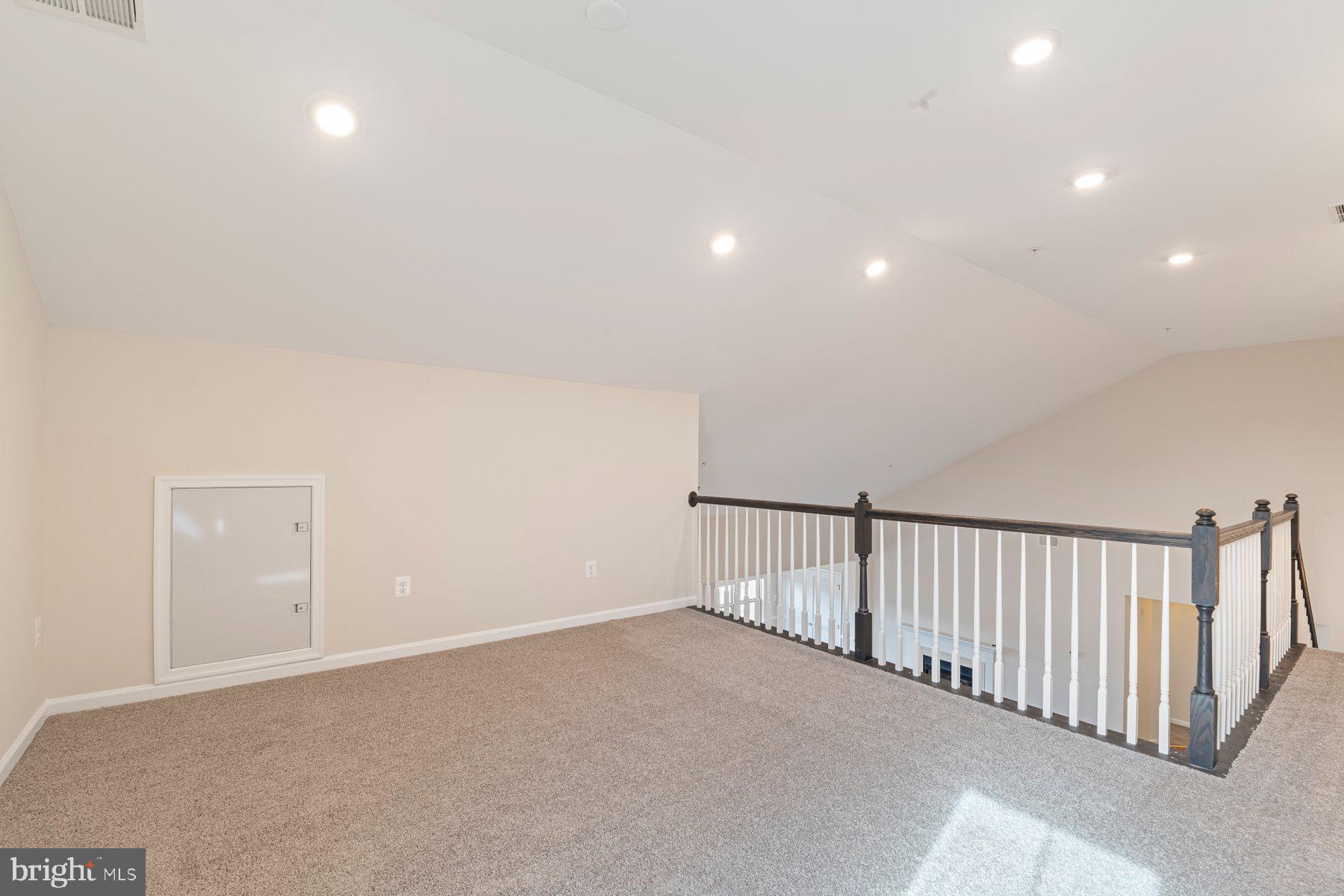 LINTON AT BALLENGER - Residential