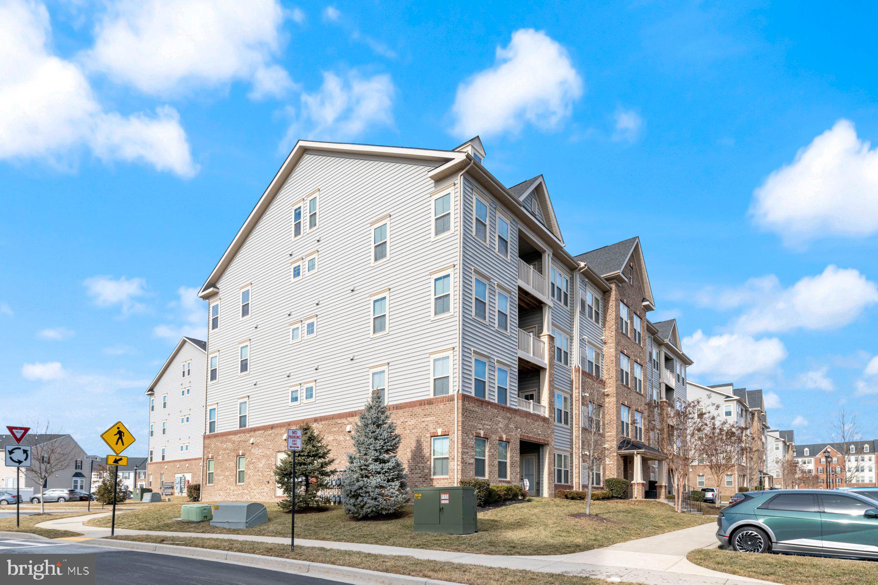 LINTON AT BALLENGER - Residential