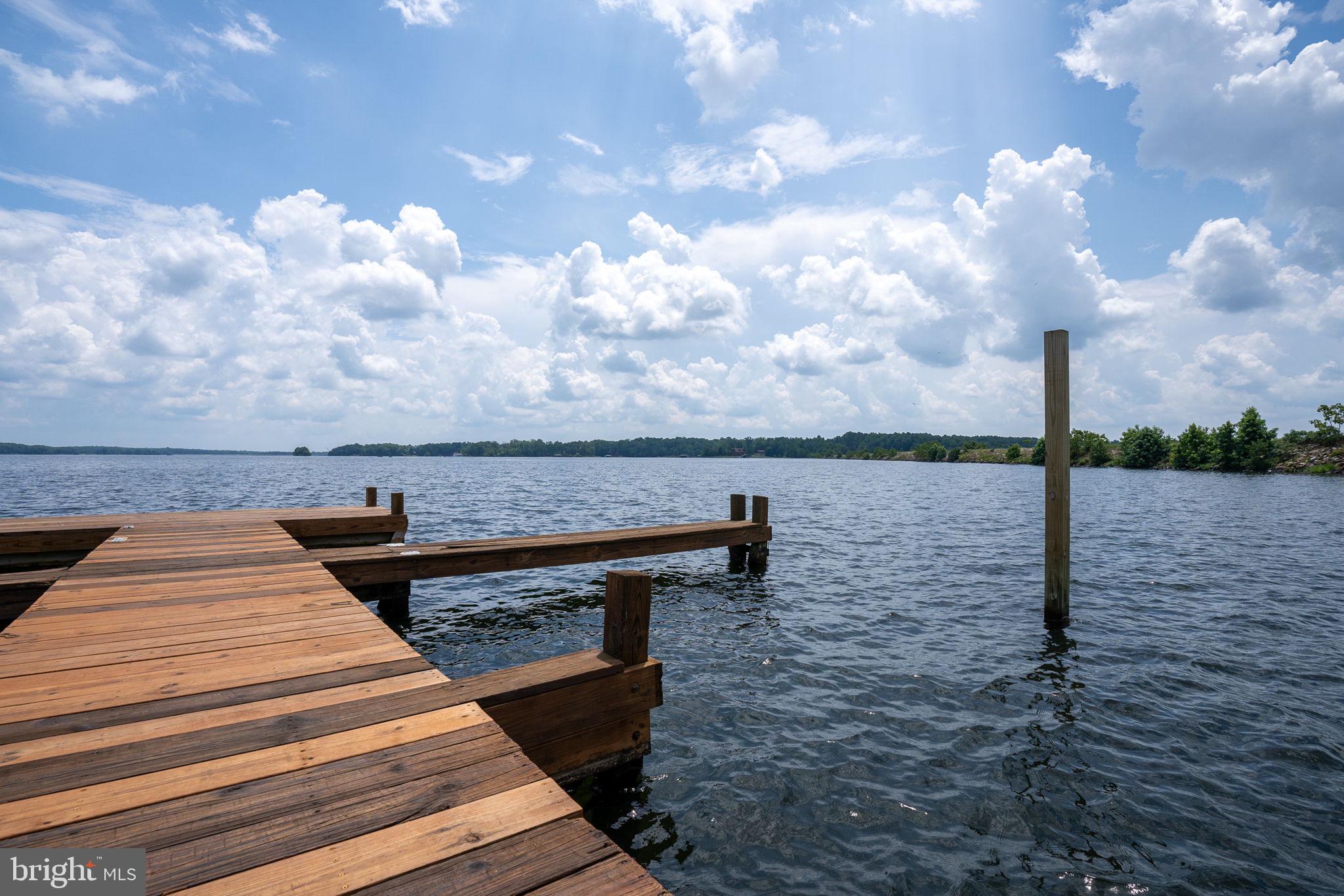 BOTH WATERS ESTATES - Residential