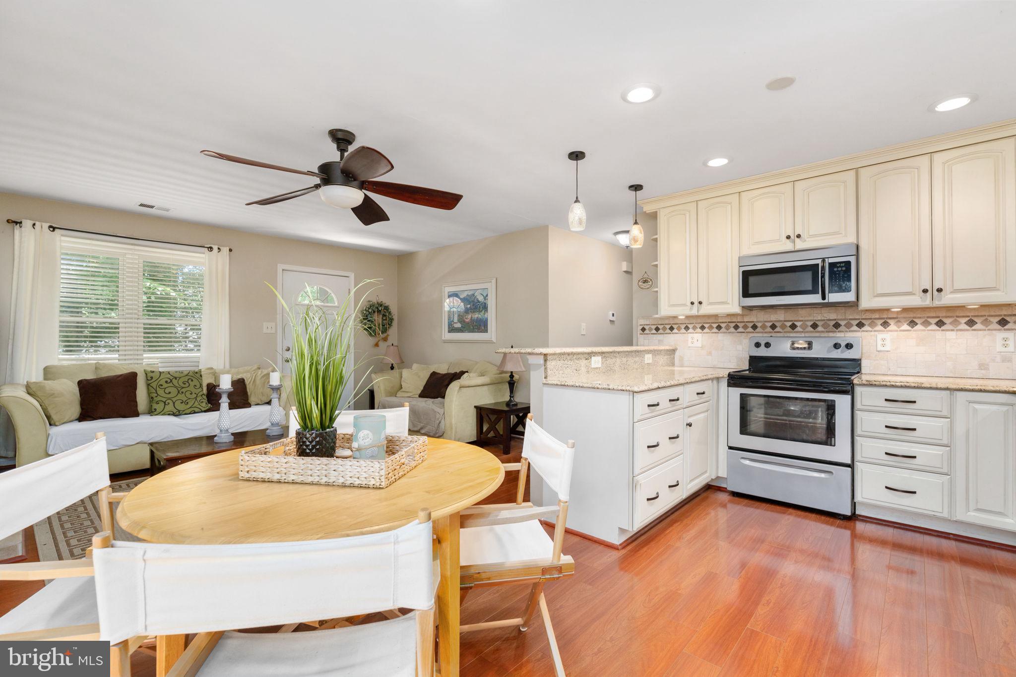 BOTH WATERS ESTATES - Residential