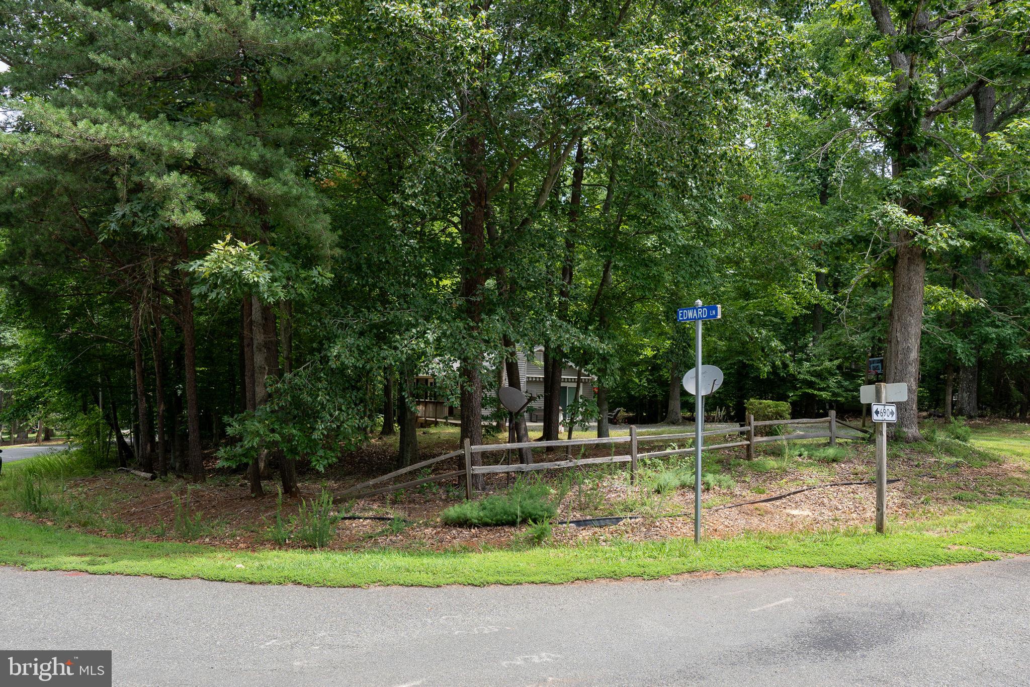 BOTH WATERS ESTATES - Residential