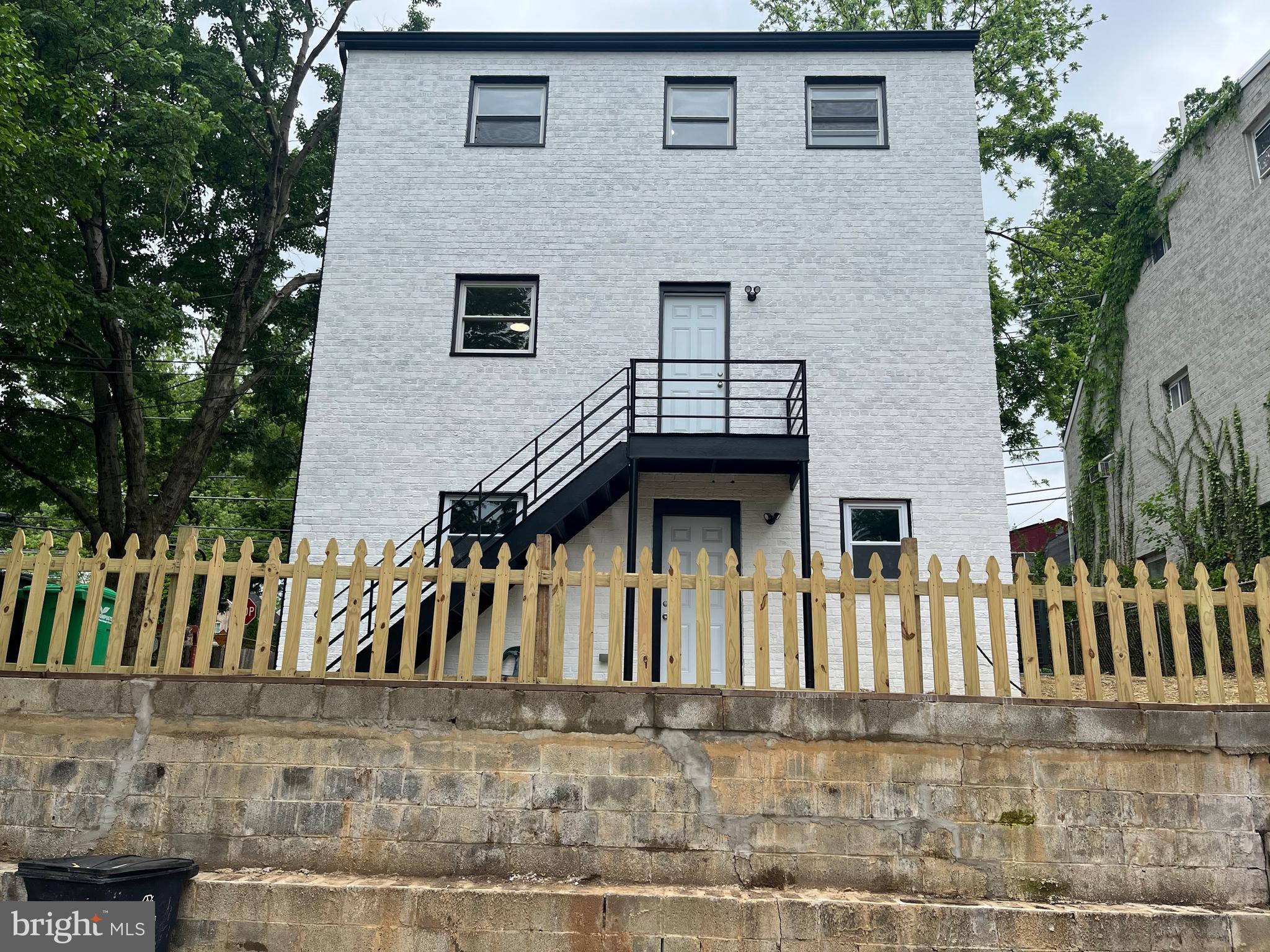 CAPITOL HEIGHTS - Residential