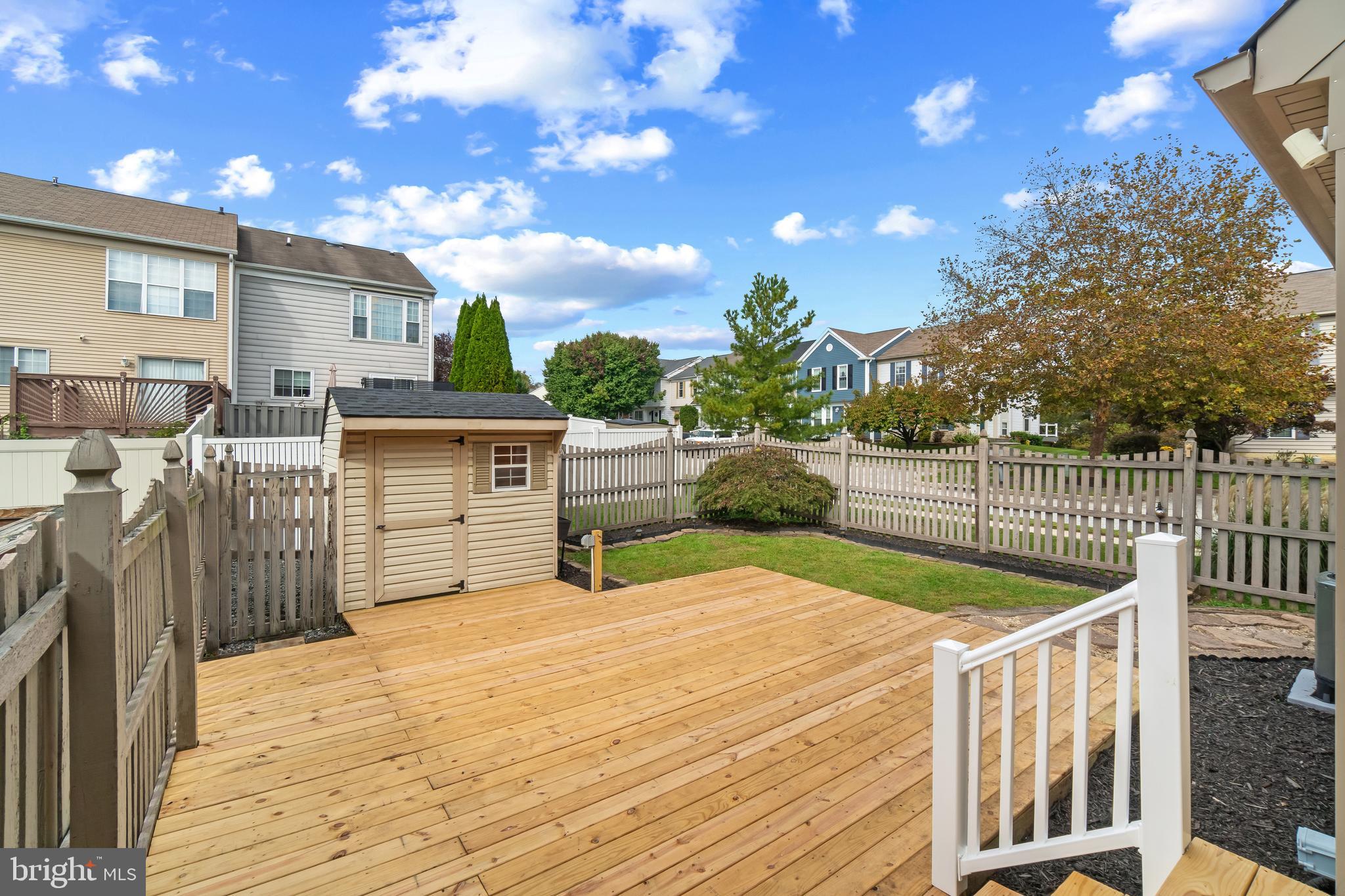 SILVER HILL FARM - Residential