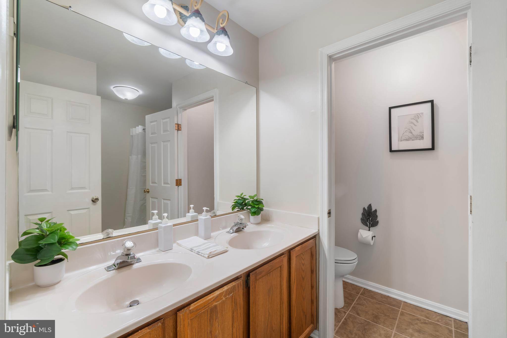 SILVER HILL FARM - Residential